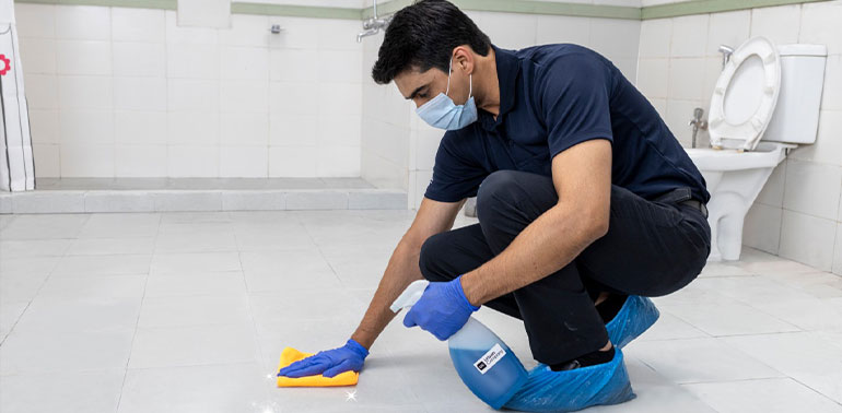 Bathroom Cleaning Image